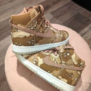 Jordan dunk high desert! camo men's 5.5 like new!